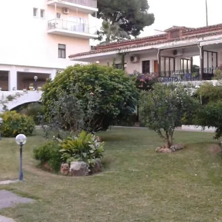 Carihuela Park Palace Torremolinos